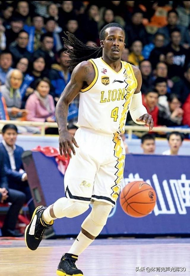 C7娱乐官网-维拉利尔临阵换将，备战对手强弱各异的简单介绍