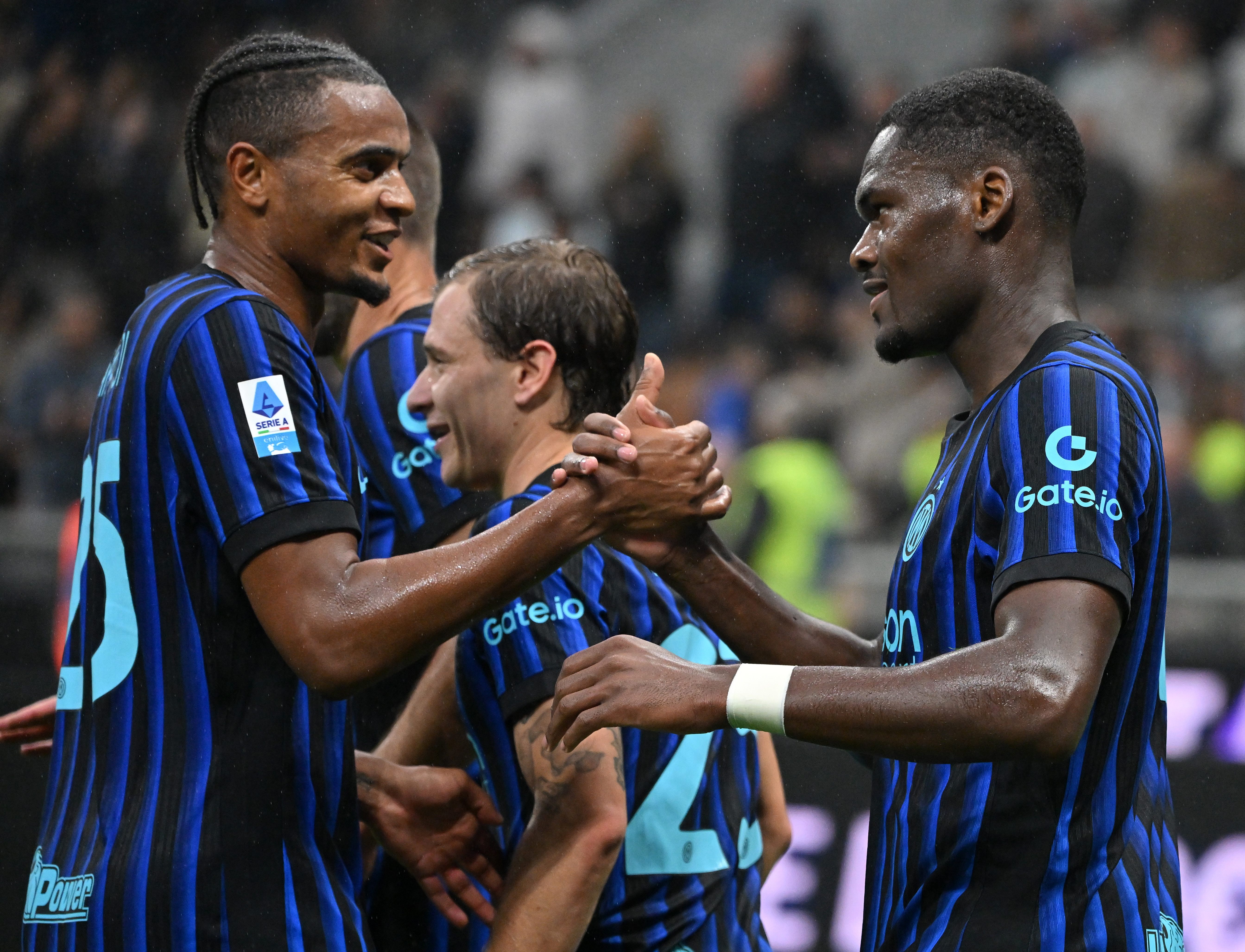 c7娱乐下载-意大利足球联赛疯狂战报，各支球队势均力敌的简单介绍