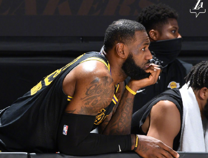 关于山西队坚持拼搏，取得胜利创造奇迹傲视对手的信息