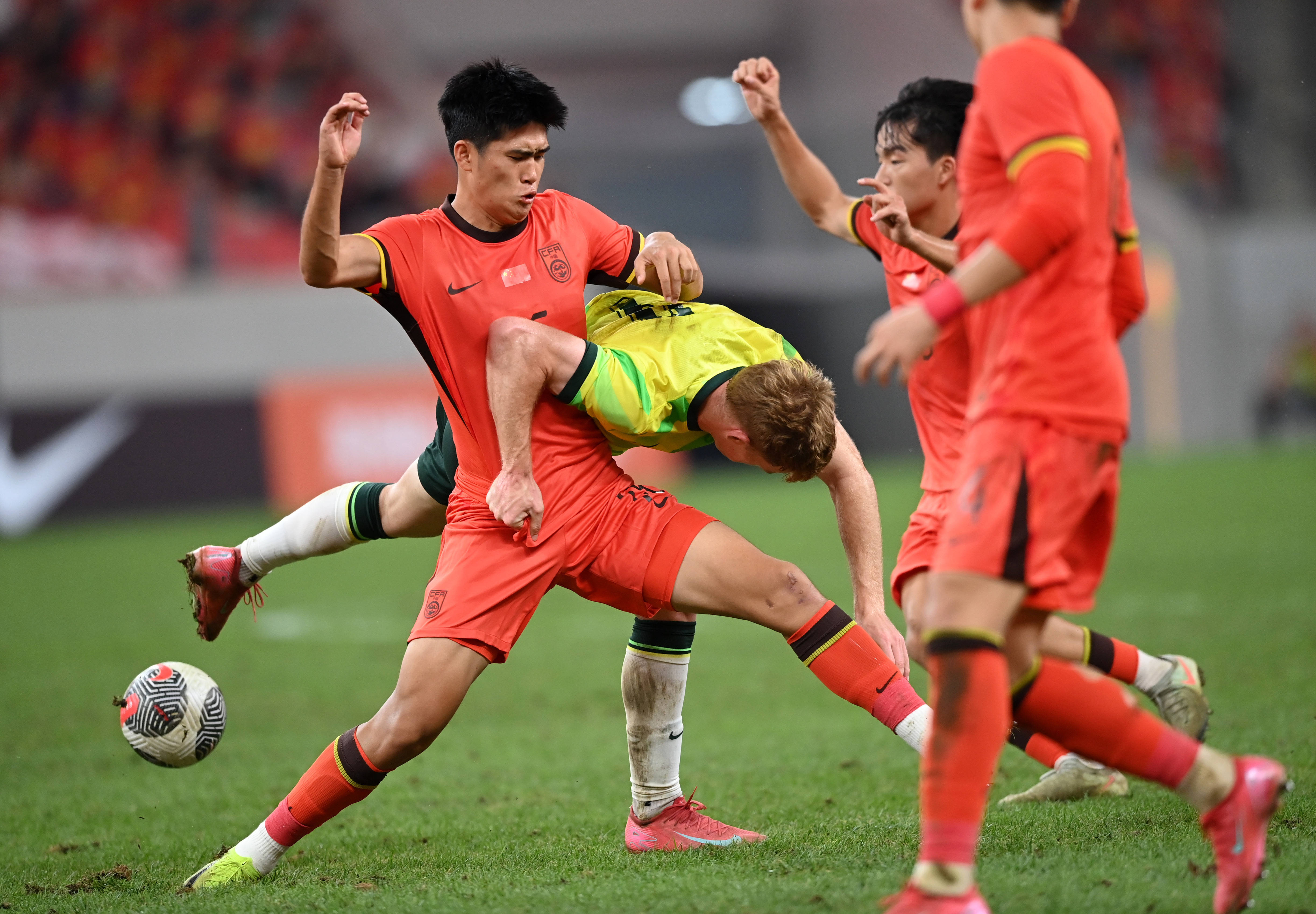 亚洲足球比赛的魅力让人过目不忘