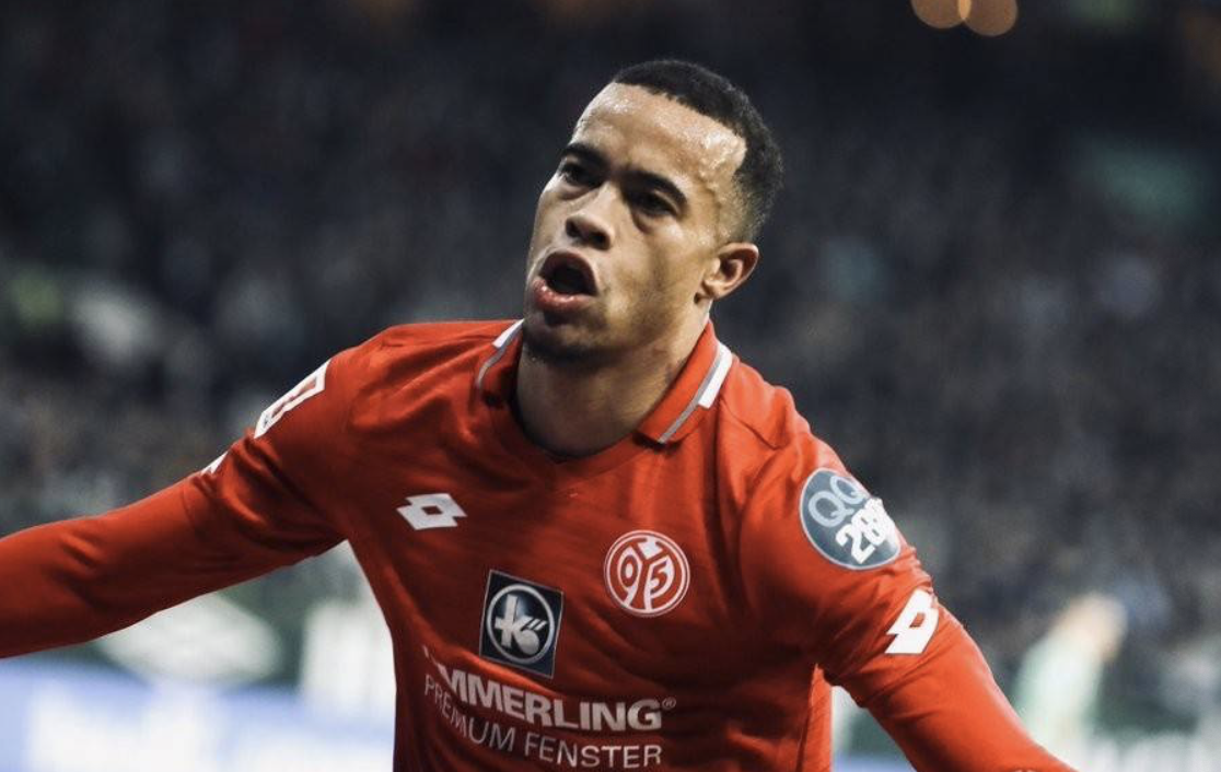 关于不来梅队在客场-战平，积分榜保持稳定的信息