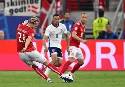 C7娱乐app下载-丹麦队主力中场加盟英超豪门(丹麦队主力中场加盟英超豪门球员)